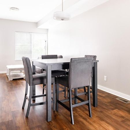 Luxury Downtown Townhome Unit 5 Cleveland Bagian luar foto