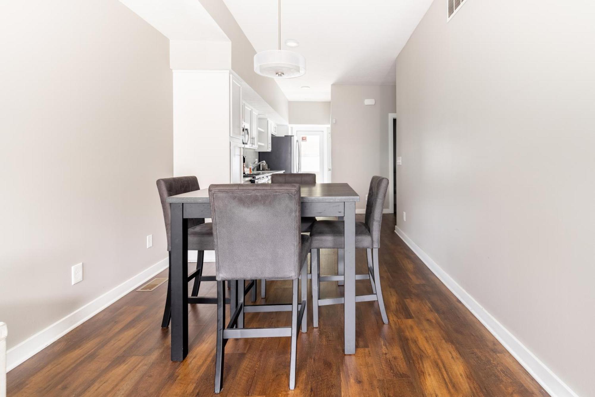 Luxury Downtown Townhome Unit 5 Cleveland Bagian luar foto
