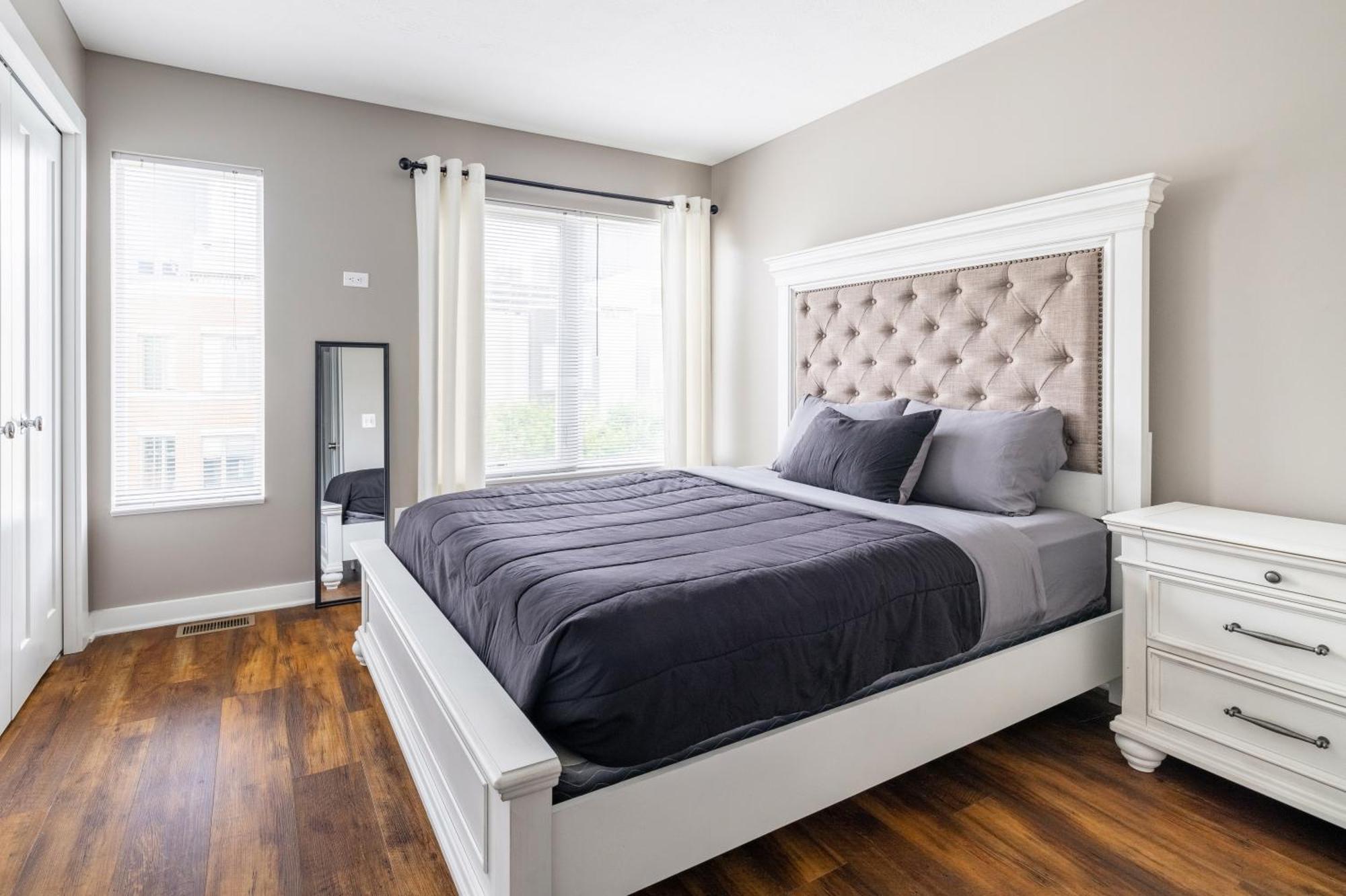 Luxury Downtown Townhome Unit 5 Cleveland Bagian luar foto